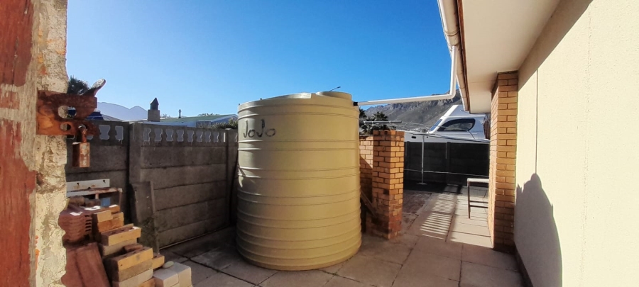 3 Bedroom Property for Sale in Dobson Western Cape